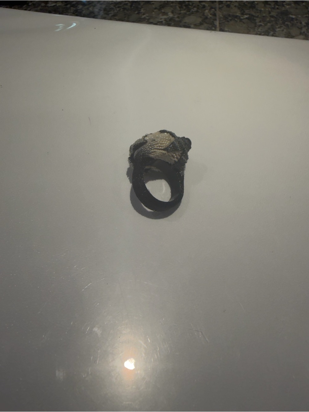 UNO de 50 Black and Cream Textured Statement Ring